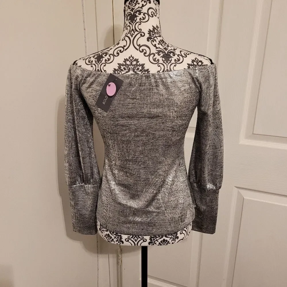 NWT Bold elements off shoulder silver top‎ - Picture 4 of 7